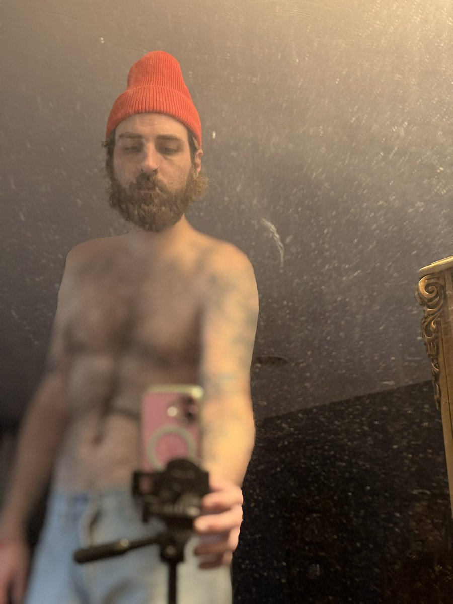 HairyBlkGuy tweet media