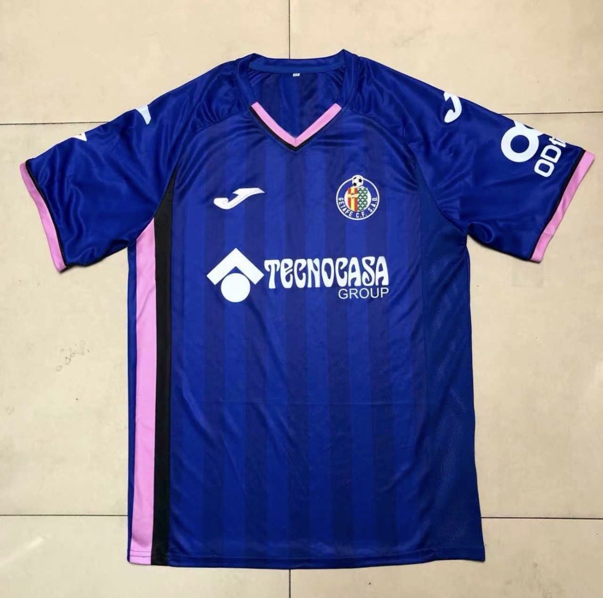 OS TRAIGO REGALAZO DE LA MANO DE <a href="/futbasketcamis4/">Camisetas Futbol y NBA</a> ‼️SORTEO CAMISETA DEL GETAFE EDICIÓN ESPECIAL  2025/26‼️

👉 Para participar:

1️⃣ Sigue a <a href="/futbasketcamis4/">Camisetas Futbol y NBA</a> 
2️⃣ Da repost
3️⃣ Opcional (doble participación) comenta mencionando a un amigo 

📅 El sorteo se cierra el 02/01/2026.