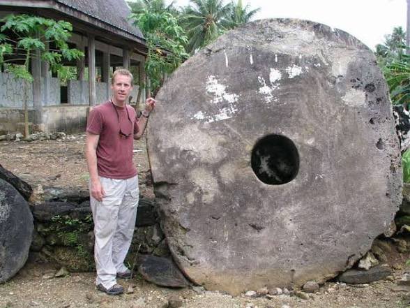 Scavacini777's tweet image. Guys, sold all my Bitcoin,

And I'm going all in on the giant stone of the Yap people
