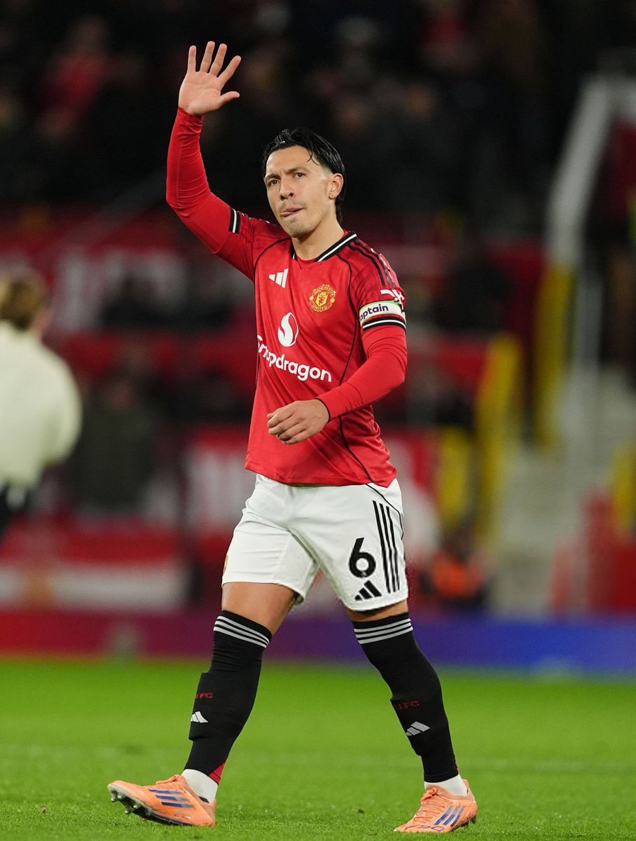 UtdFaithfuls's tweet image. Lisandro Martinez, what a player.

We really missed this guy, so it feels so good having him back and playing well. ⚔️❤️