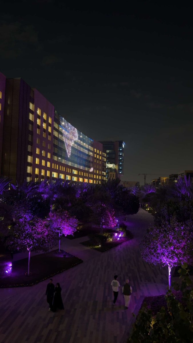 iox506's tweet image. 1:00