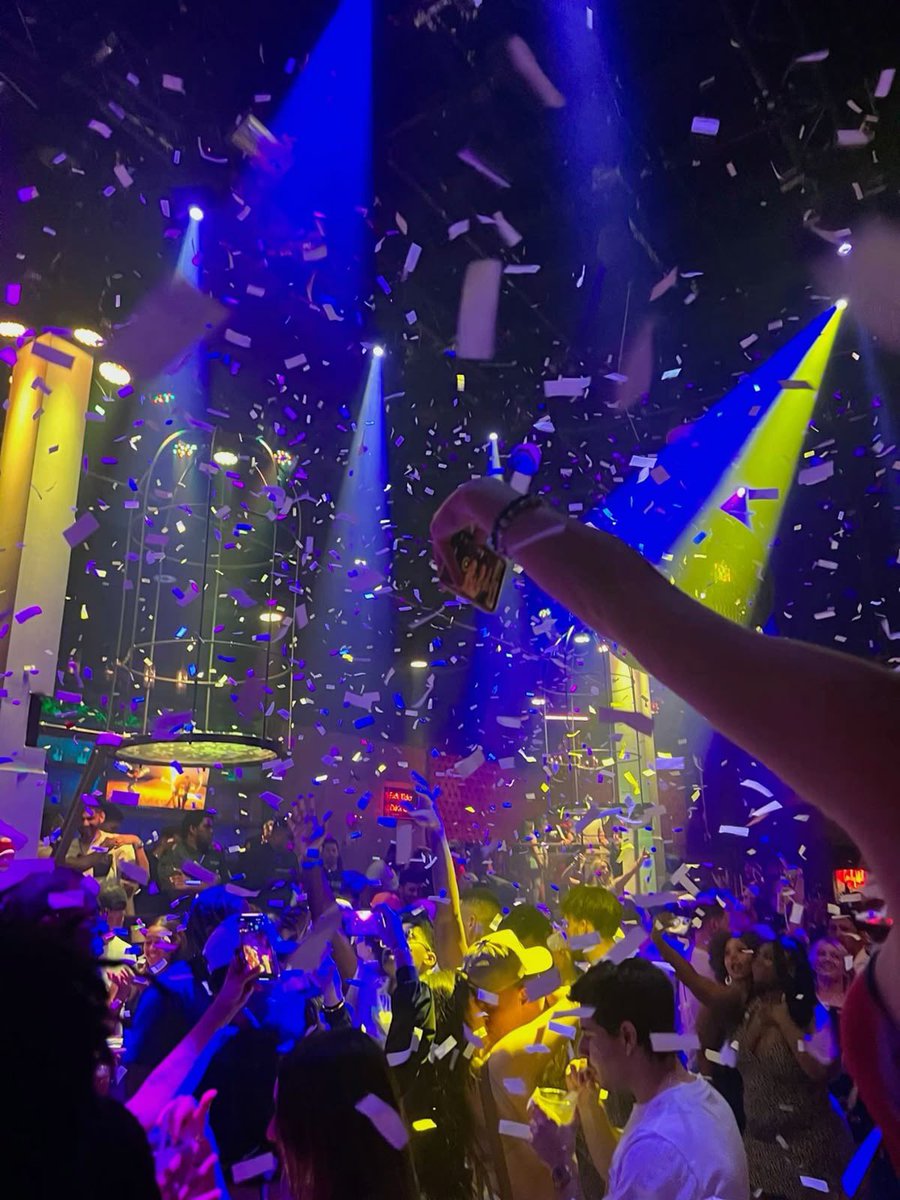 choquei's tweet image. 🚨ATENÇÃO: Hoje é a última sexta-feira de 2025.