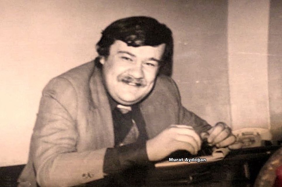 Uykularım Kaçar. Kalkar Cenab-ı Hakka Sığınır, Ruhları İçin Dualar Okurum. Ercüment’im Gelir Aklıma Mezar Bile Dar Gelmişti Yavruma, Mezara Sığmamıştı. Onların Ruhları Bizim Varlığımızın Teminatıdır. Allah (c.c)Hepsinden Razı Olsun,Mekanları Cennet Olsun.
-Başbuğ Alparslan TÜRKEŞ