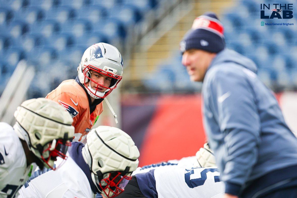 Patriots's tweet image. Sunday on the mind.