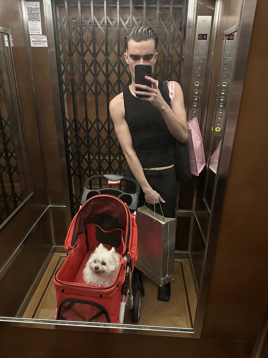 valenetch's tweet image. todo por la nena