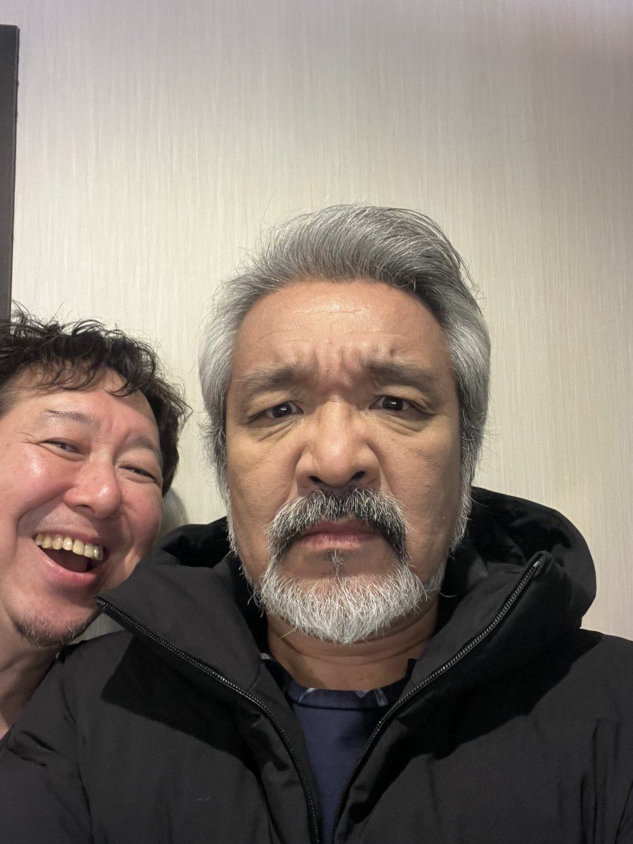 guitargibson335's tweet image. 今年の仕事納め

甲斐バンド50周年

無事に終了しました。

応援ありがとうございました

今年は小田和正さんのツアー

甲斐バンドのツアー

加山雄三トリビュート

たくさん頑張りました。

来年も宜しくお願いします🥺

鈴木雄大さん楽屋に登場(^^)