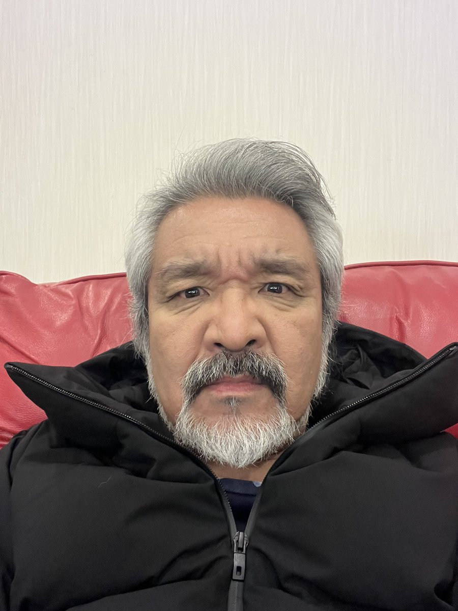 guitargibson335's tweet image. 今年の仕事納め

甲斐バンド50周年

無事に終了しました。

応援ありがとうございました

今年は小田和正さんのツアー

甲斐バンドのツアー

加山雄三トリビュート

たくさん頑張りました。

来年も宜しくお願いします🥺

鈴木雄大さん楽屋に登場(^^)