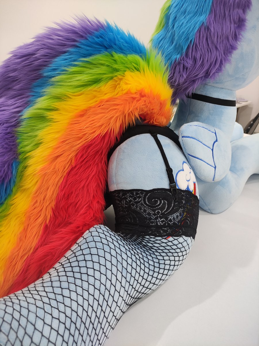 LanaCraft tweet media