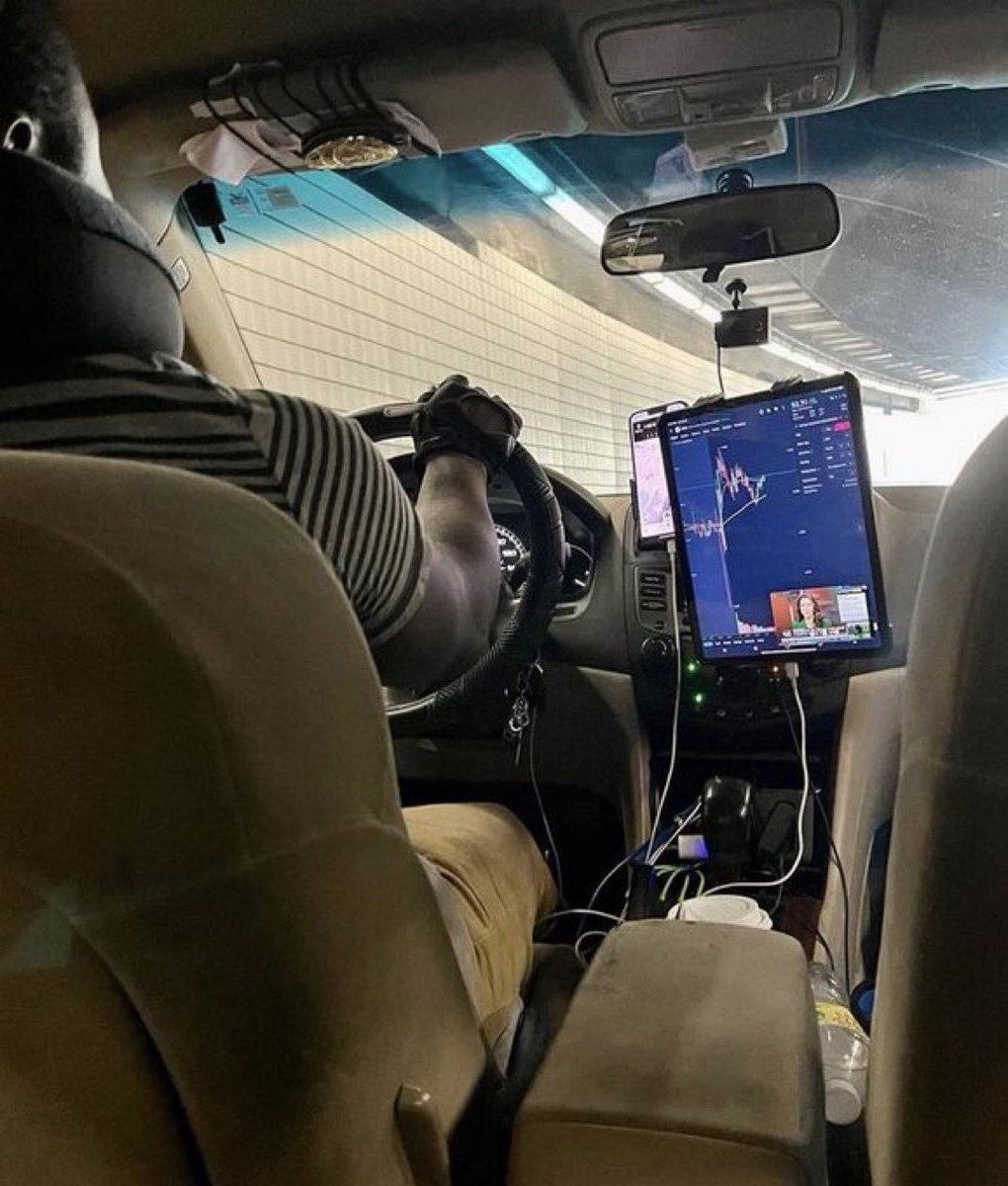 cryptofergani's tweet image. my uber driver is actively trading memecoins 😂