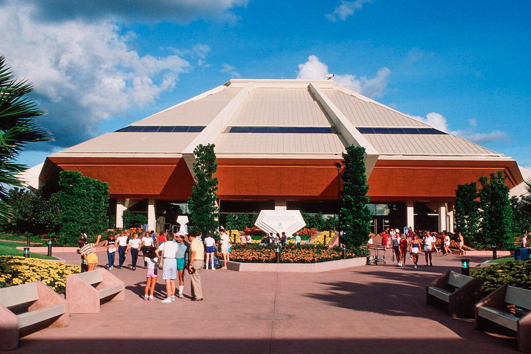 Mickey Views tweet media