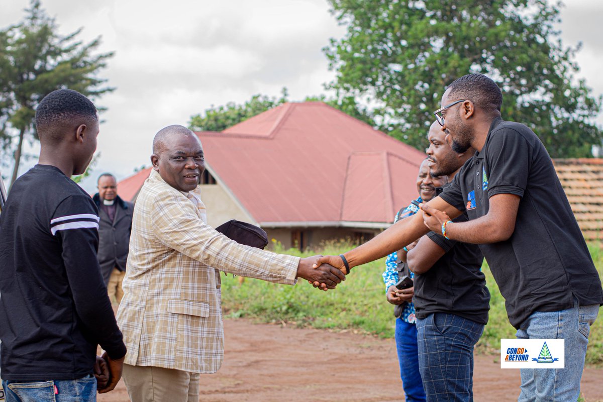 liftafrikacd's tweet photo. Visite de Lift Afrika et Congo and Beyond au Poste ecclésiastique de la CBCA
Lift Afrika, en partenariat avec Congo and Beyond, a effectué une visite au sein du Poste ecclésiastique de la Communauté Baptiste au Centre de l’Afrique (CBCA) ce vendredi 26 décembre 2025.

#LiftAfrika https://t.co/6ioGuL7VC7