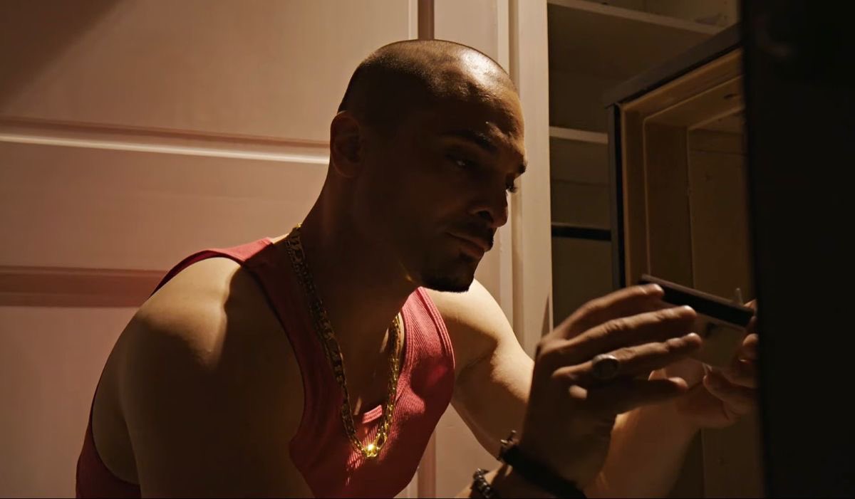 sstpme's tweet photo. y’all don’t understand the hold this man has on me. probably, he can fix me? https://t.co/epclZnVPup