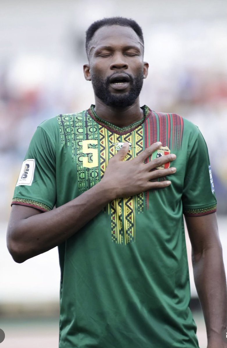 Super_advma's tweet photo. On peut parler du match de Abdoulaye Diaby svp ? J’ai jamais vu Maldini faire ça https://t.co/nB83xZIhAU