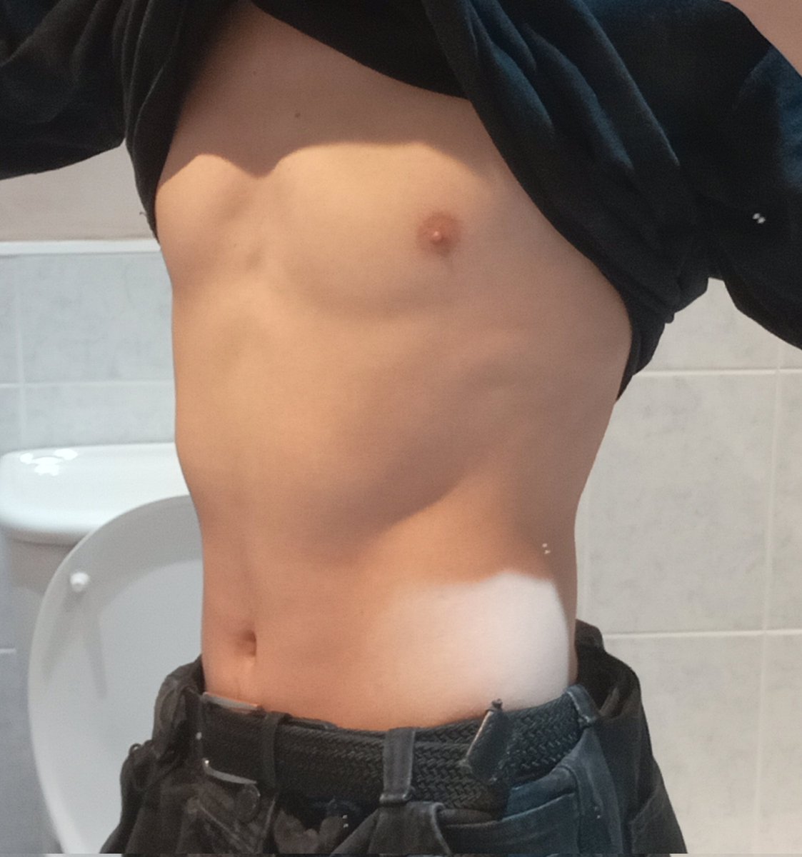 𝖙𝖊𝖑𝖊𝖕𝖍𝖔𝖓𝖎𝖈 tweet media