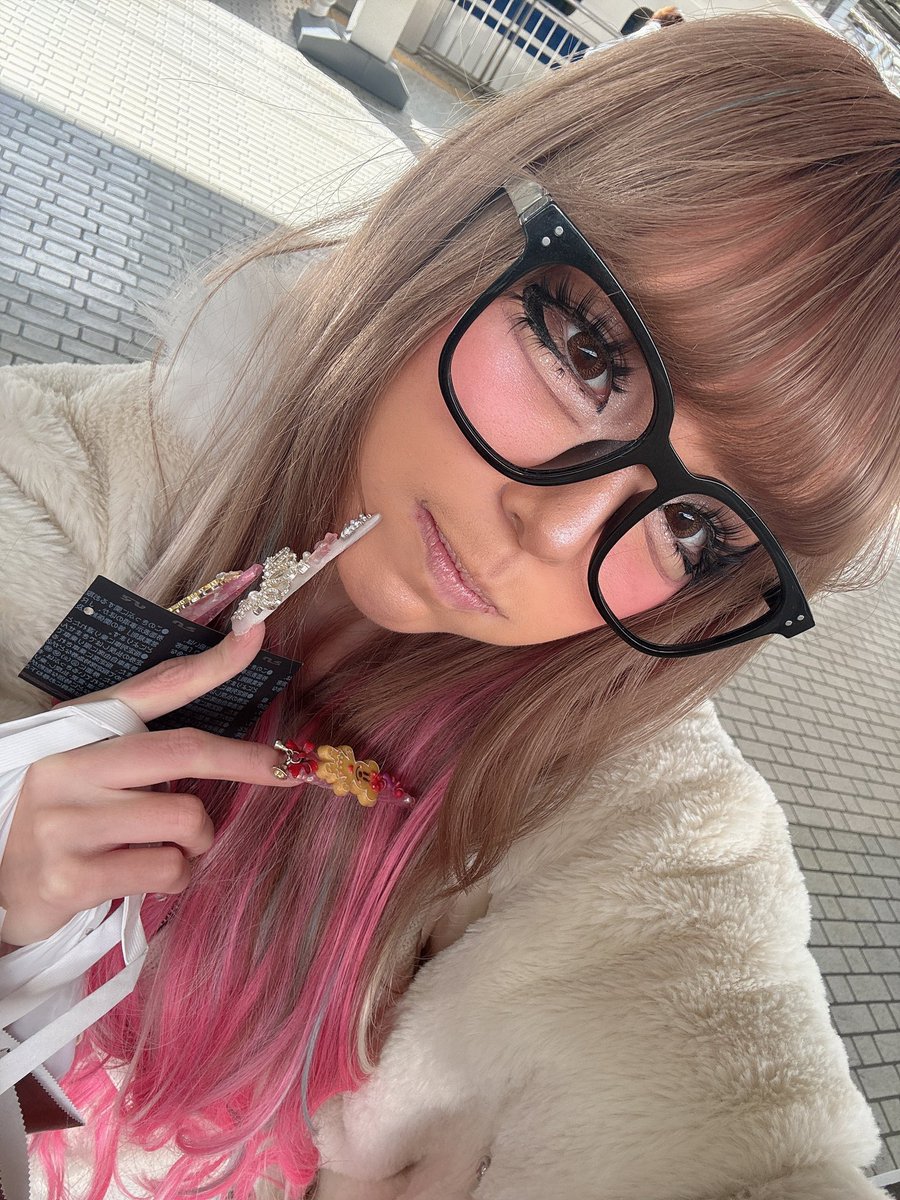 あすぴー🌺 愛のハイエナ (@asuka_popgirls_) / Posts / X