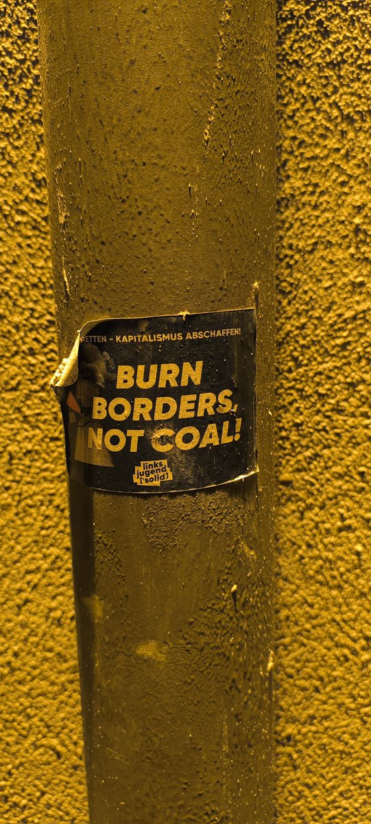 Çağdaş coğrafyalarda üretir cesetlerini siyaset bilimi