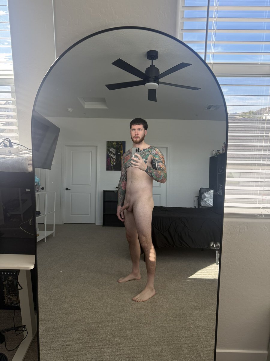 noahsarch00's tweet photo. Come wake this dick up https://t.co/sKAwoj7hg4