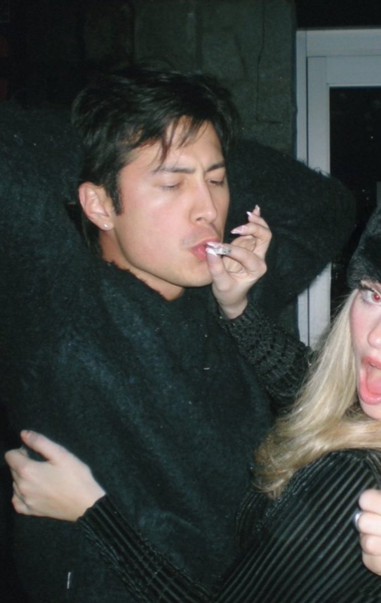 vamplores's tweet image. i need him in a way that’s incredibly concerning to feminism