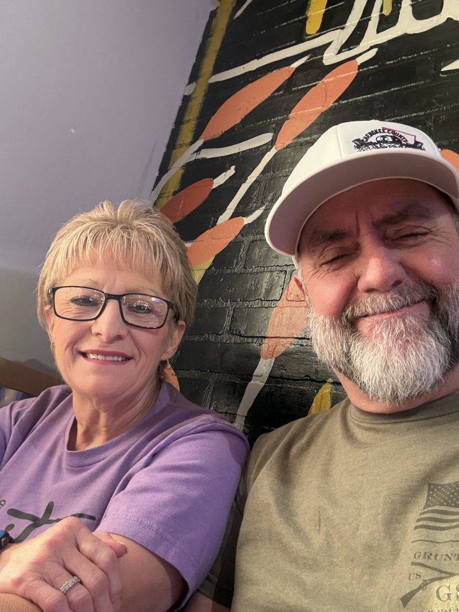 Rustyg62's tweet image. We are so incredibly blessed. I hope your weekend is wonderful. Don’t forget to tell somebody about Jesus.