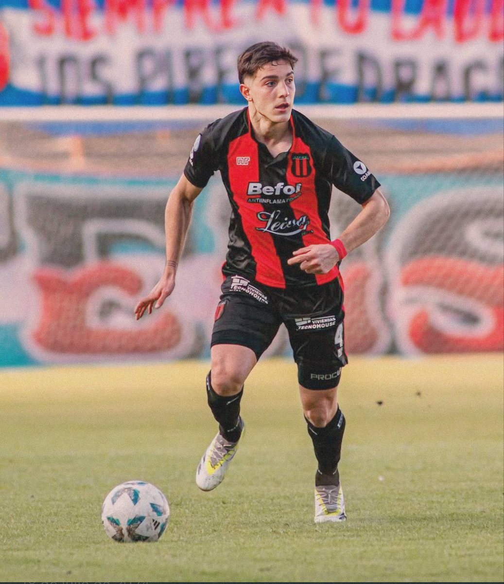 fran_carrascoo's tweet image. #Belgrano | HUBO UN LLAMADO 📞

👀 Ricardo Zielinski llamó a Agustín Massaccesi, defensor de 23 años, que viene de jugar en Defensores de Belgrano. 

‼️ Su pase pertenece a Instituto. 

ℹ️: La Cadena del Gol (@Cadena3Com)