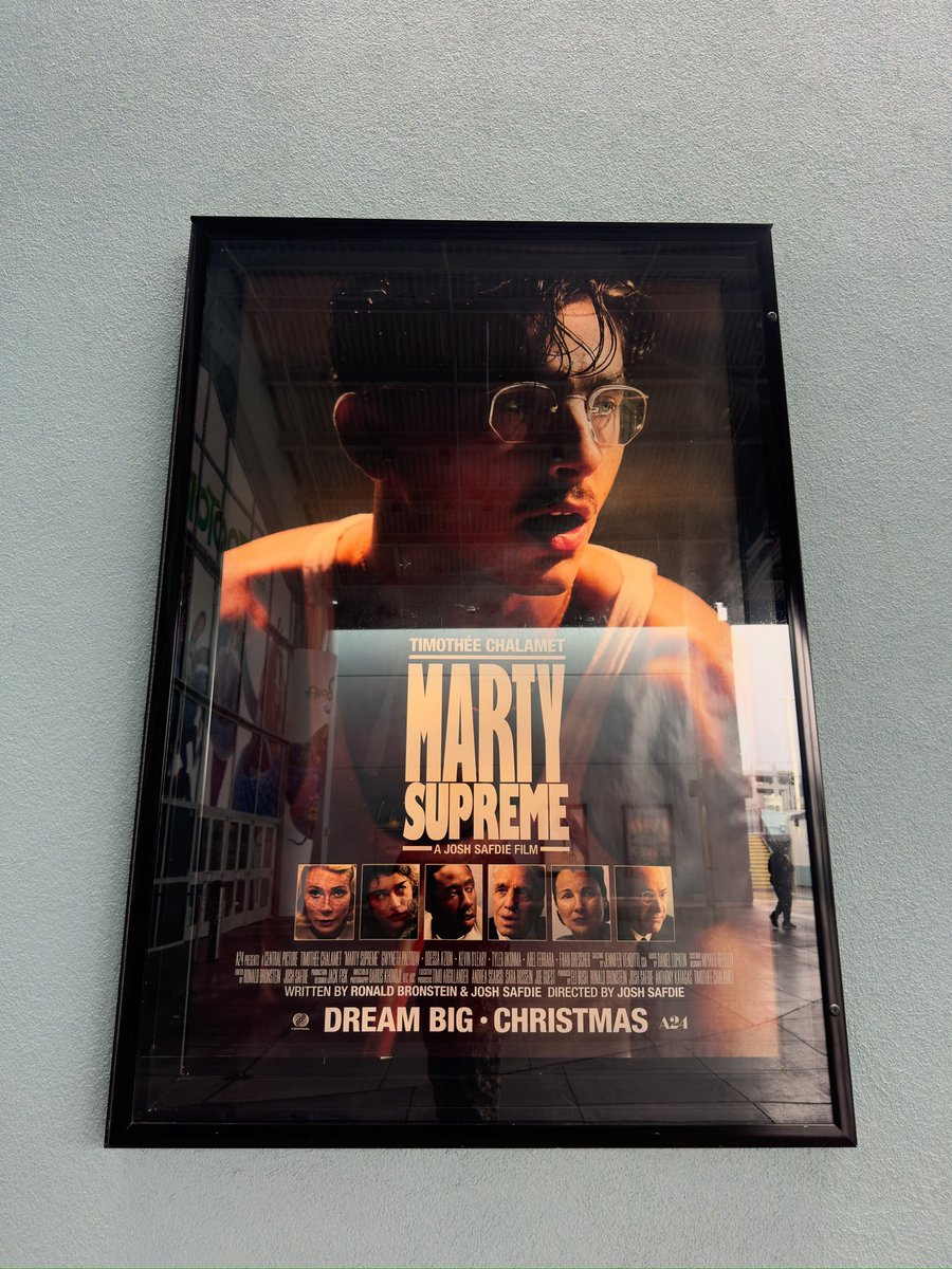 RickyA's tweet image. Kept wondering if Lopatin used some Dawn FM leftovers  🔥

Also, hand the goat his best actor trophy already 🌊