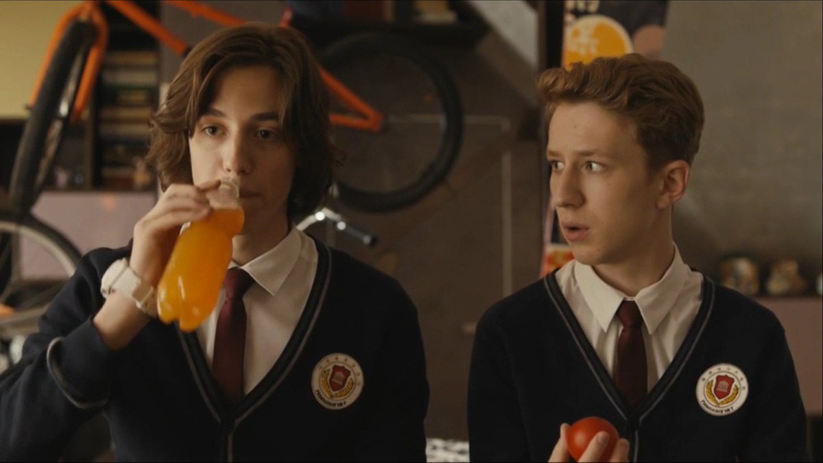 dashpeds's tweet image. коллеги я считаю если в моду входит старый добрый русский яой то нужно возвращать в моду этих двоих