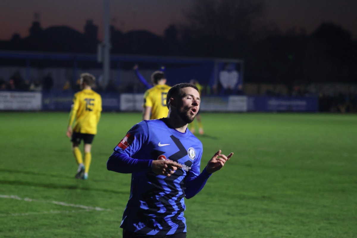 LEUFC_stats's tweet image. 5⃣🖐️A fifth Long Eaton United goal of 2025/26 for Tristan Thompson-Matthews against Belper Town on Boxing Day, and 8th overall for the Club.

That's 2 in 2 for the midfielder, who also scored in back-to-back games in April for The Blues 💪

🔵⚫️