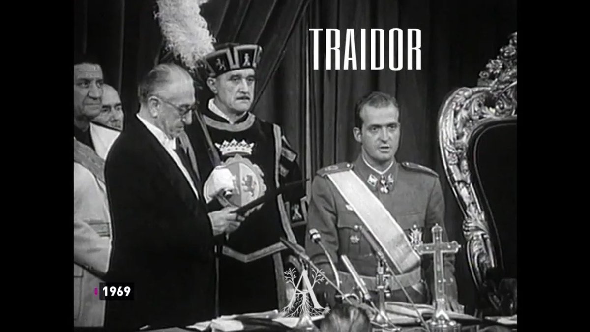 #TalDiaComoHoy JuanCarlos I traicionó a España firmando la Constitución del Régimen del 78. Vendió la soberanía a intereses foráneos, y alimentó la disolución nacional y moral. 
Olvidando las raíces y el futuro, redujo la nación a leyes y mercados. 
NACIÓN ANTES QUE CONSTITUCIÓN