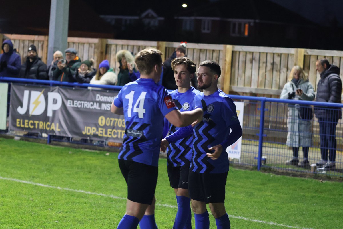 LEUFC_stats's tweet image. 5⃣🖐️A fifth Long Eaton United goal of 2025/26 for Tristan Thompson-Matthews against Belper Town on Boxing Day, and 8th overall for the Club.

That's 2 in 2 for the midfielder, who also scored in back-to-back games in April for The Blues 💪

🔵⚫️