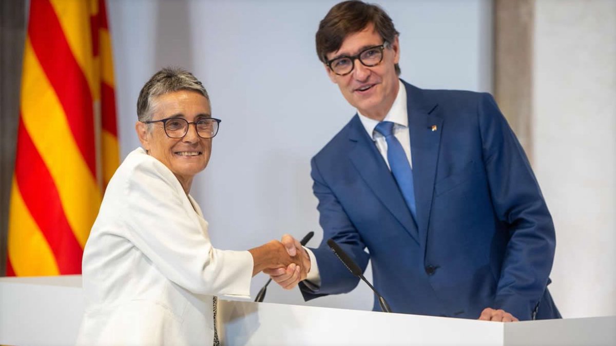 🗣️El supremacisme castellà ens escup a la cara: salut o llengua. Amb Illa i la consellera Pané, ja no cal triar: ni salut ni llengua.