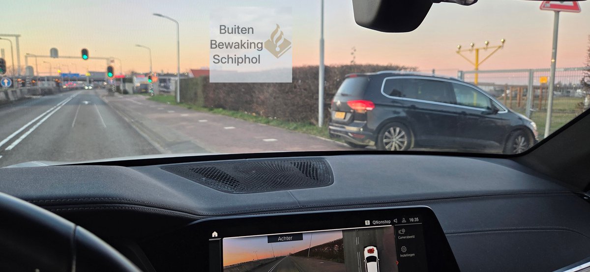 Politie Buitenbewaking Schiphol tweet media