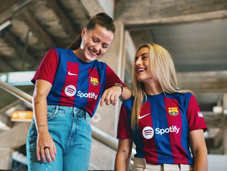 The Witchy Julia hart Paordy tweet media