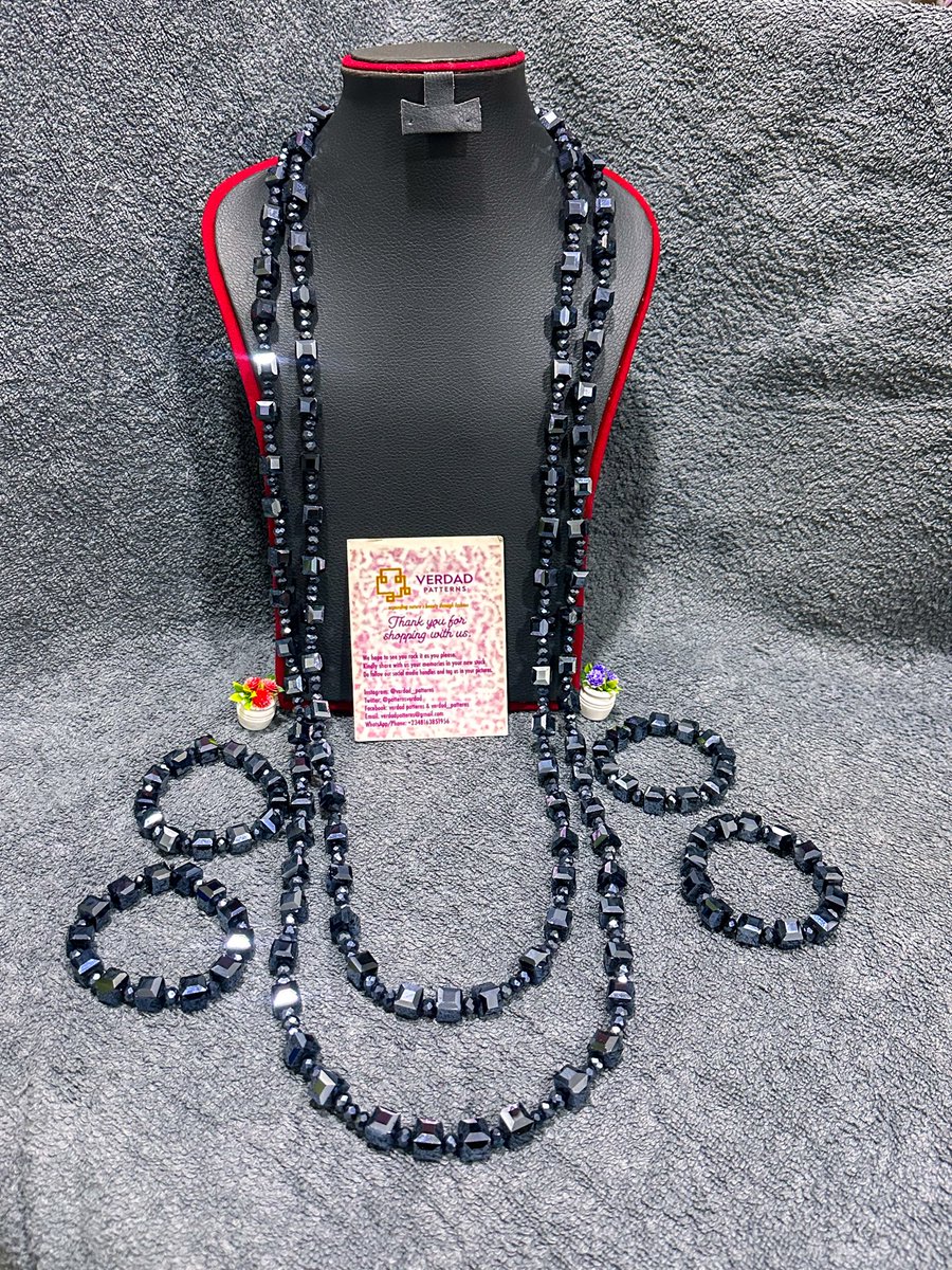 VerdadPatterns's tweet image. Blue Black Cube Beaded Necklace for men 
Perfect for that Traditional look
Get yours today 
.
To order: Call / WhatsApp: 08163851956 or send us a DM
.
#cubebeadnecklace #asoebinecklace #longnecklaceformen #mensjewelry #beadnecklace longcubeadnecklace longnecklace necklaceformen