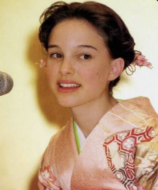 ✨人物伝✨ 現在44歳 その人物とは.👤 ナタリー・ポートマン