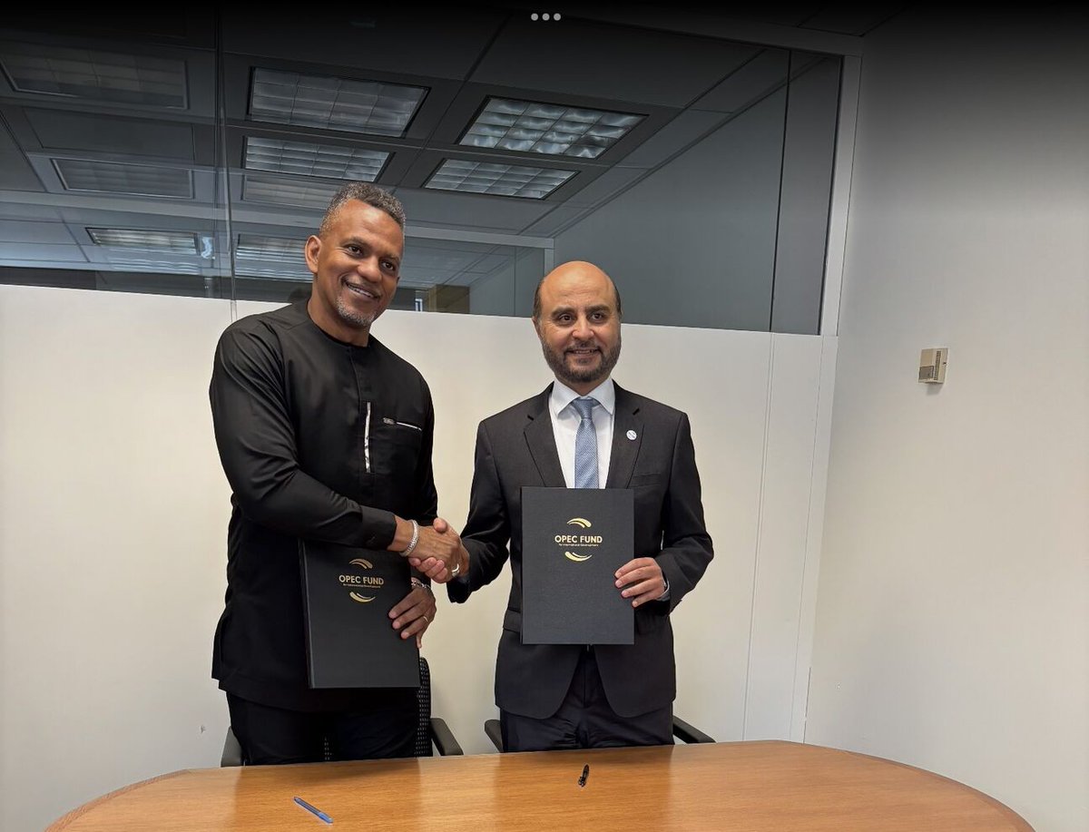 Daniel Best tweet media