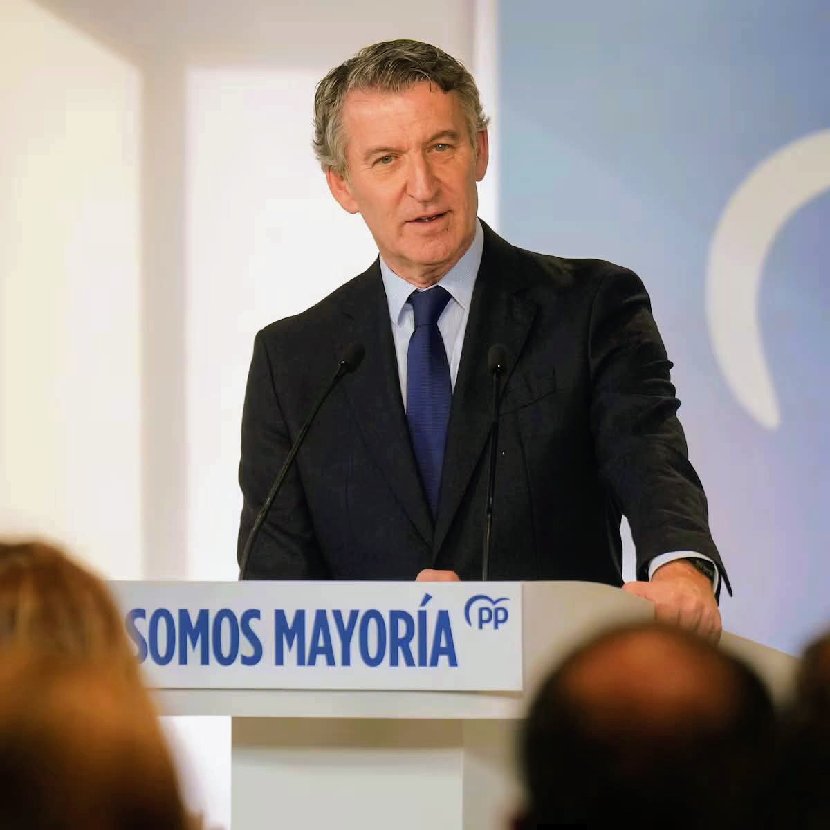 🔴 El PP retrasó 2 días la entrega a la jueza de los whatsapps que Feijóo recibió de Mazón el día de la DANA y que prueban que mintió a toda España. Se hizo en Nochebuena para que no tuviera repercusión mediática por el discurso del Rey y porque no hay prensa escrita el 25Dic.