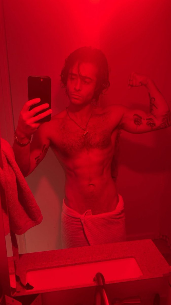 MasterJonnyCash's tweet image. Red: The color of power &amp;amp; domination.