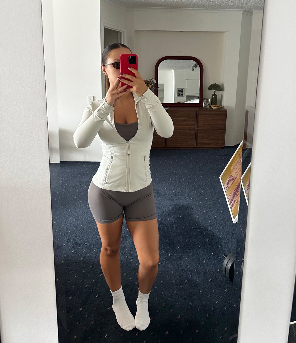 Goddess Meah tweet media