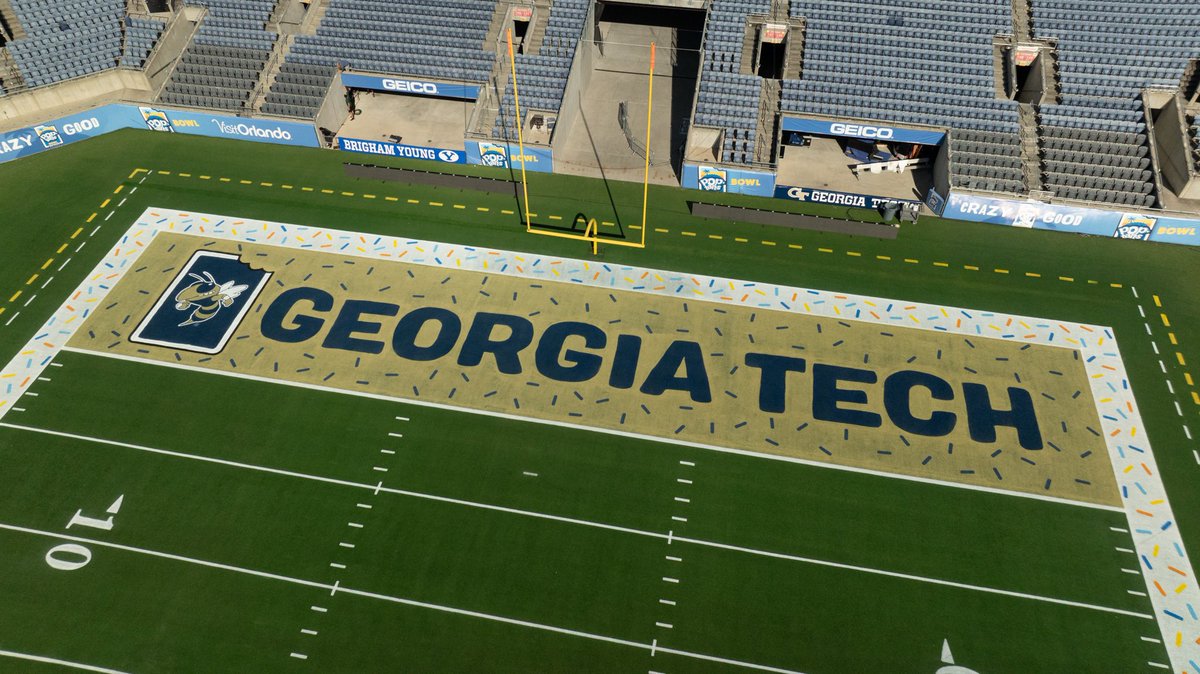 br_betting's tweet image. GREATEST ENDZONES IN FOOTBALL HISTORY (-100000) ✅

(via @PopTartsBowl)