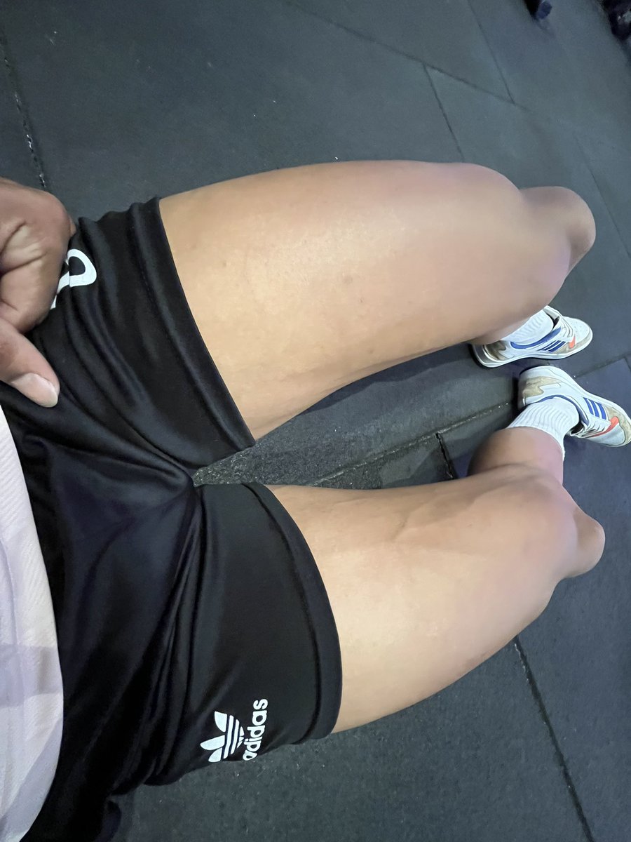 httpskaike's tweet image. Morri no treino de perna de hoje