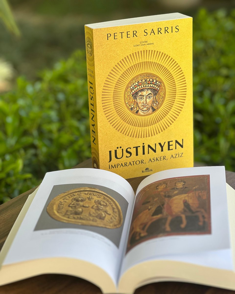 Köylü bir ailede doğdu, imparator, asker ve aziz olarak öldü. Jüstinyen, Roma’yı birleştirme hayaliyle çıktı yola; saltanatı antik dünyanın son büyük sahnesi, Orta Çağ’ın ise habercisiydi.

🔗: kronikkitap.com/kitap/justinyen
