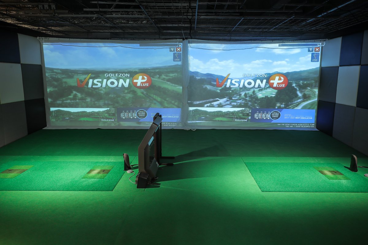 実際にコースに出るまでに練習場や、スクールに通うなどと少々ハードル