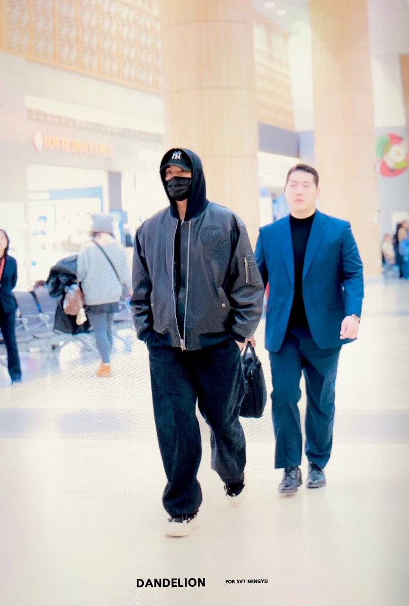 dandelion_0406's tweet image. 251227 GMP 민규

상해 가자아✈️

#민규  #MINGYU #SEVENTEEN 
#세븐틴 #ミンギュ