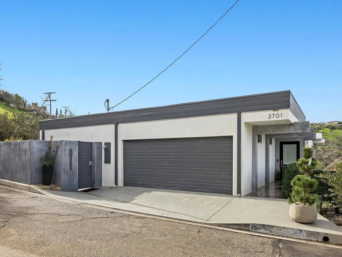 STEPHEN JOHNSON III tweet media