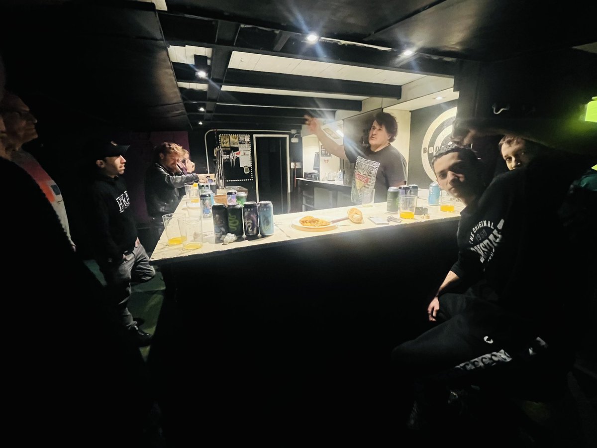 INFOBONBERENEA-k aurkezten du:Garagardo dastaketa!!!2025ko abenduaren 26an!!!oso ona!!!brew&amp;roll eskerrik asko!!!

bonberenea 28.urte!elkarlanarekin erresistentzia,herriekin elkartasuna

bonberenea.com