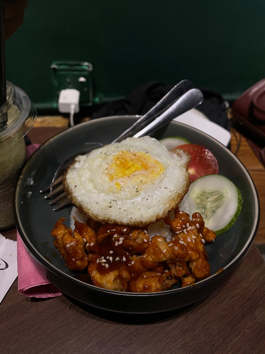 draftme_____'s tweet image. 📍aksaracoffe