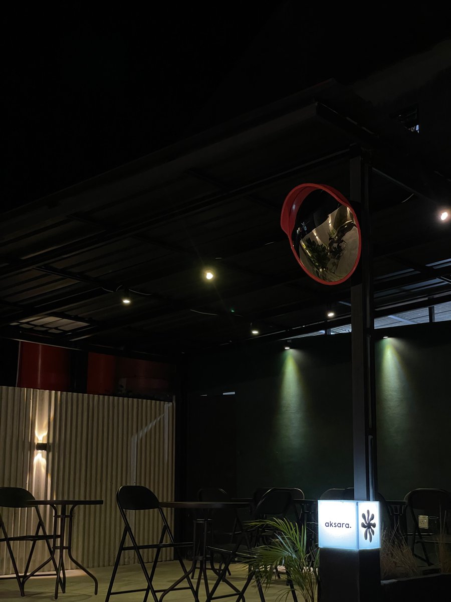 draftme_____'s tweet image. 📍aksaracoffe