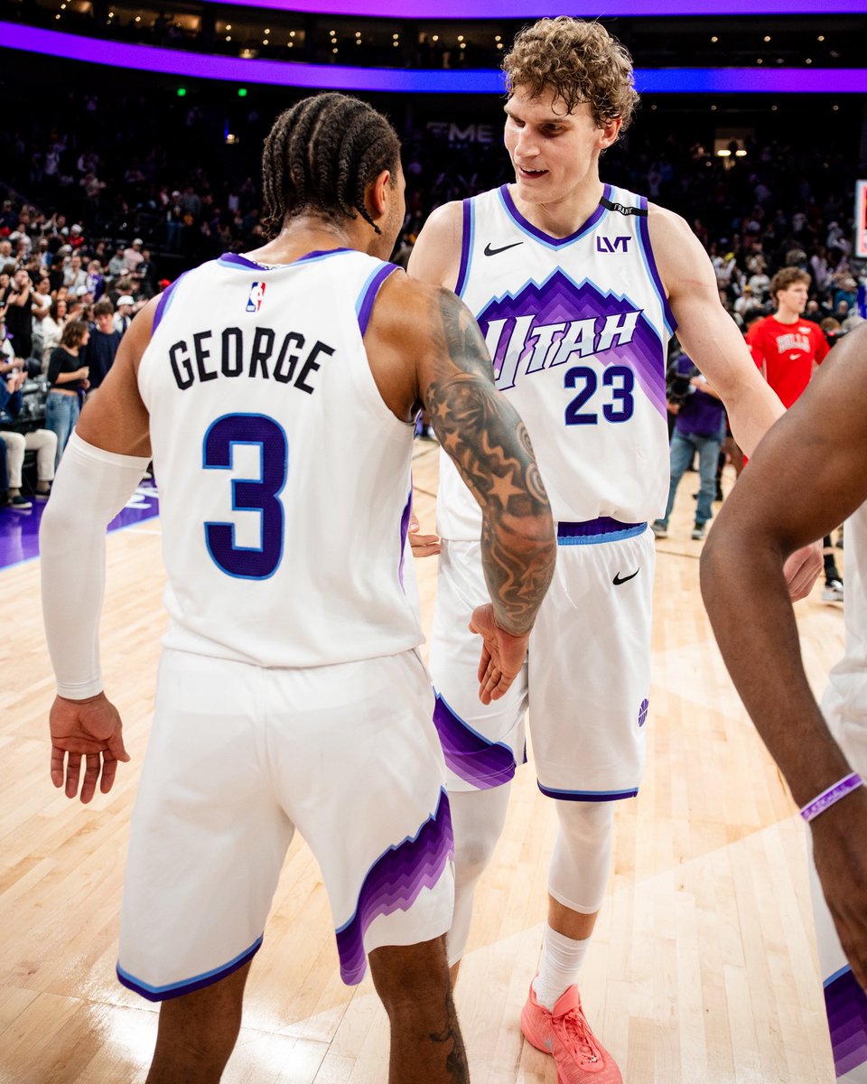utahjazz's tweet image. Lauri (27.8) and Key (23.9) are averaging 51.7 points per game this season. That would be the highest combined PPG by a qualifying teammate duo in franchise history 🤞

#TakeNote