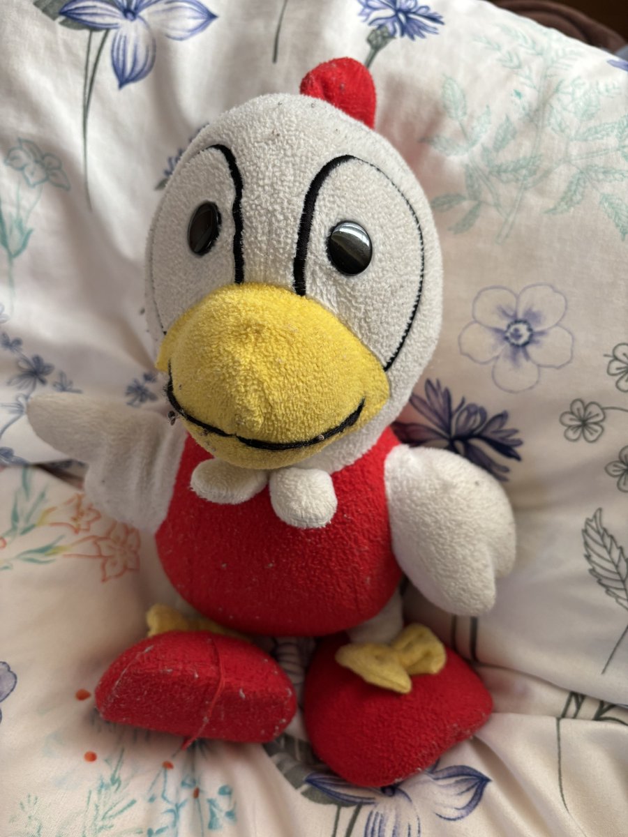 ちょっと毛玉とかいろいろついちゃってるんだけどこんなぬいぐるみ