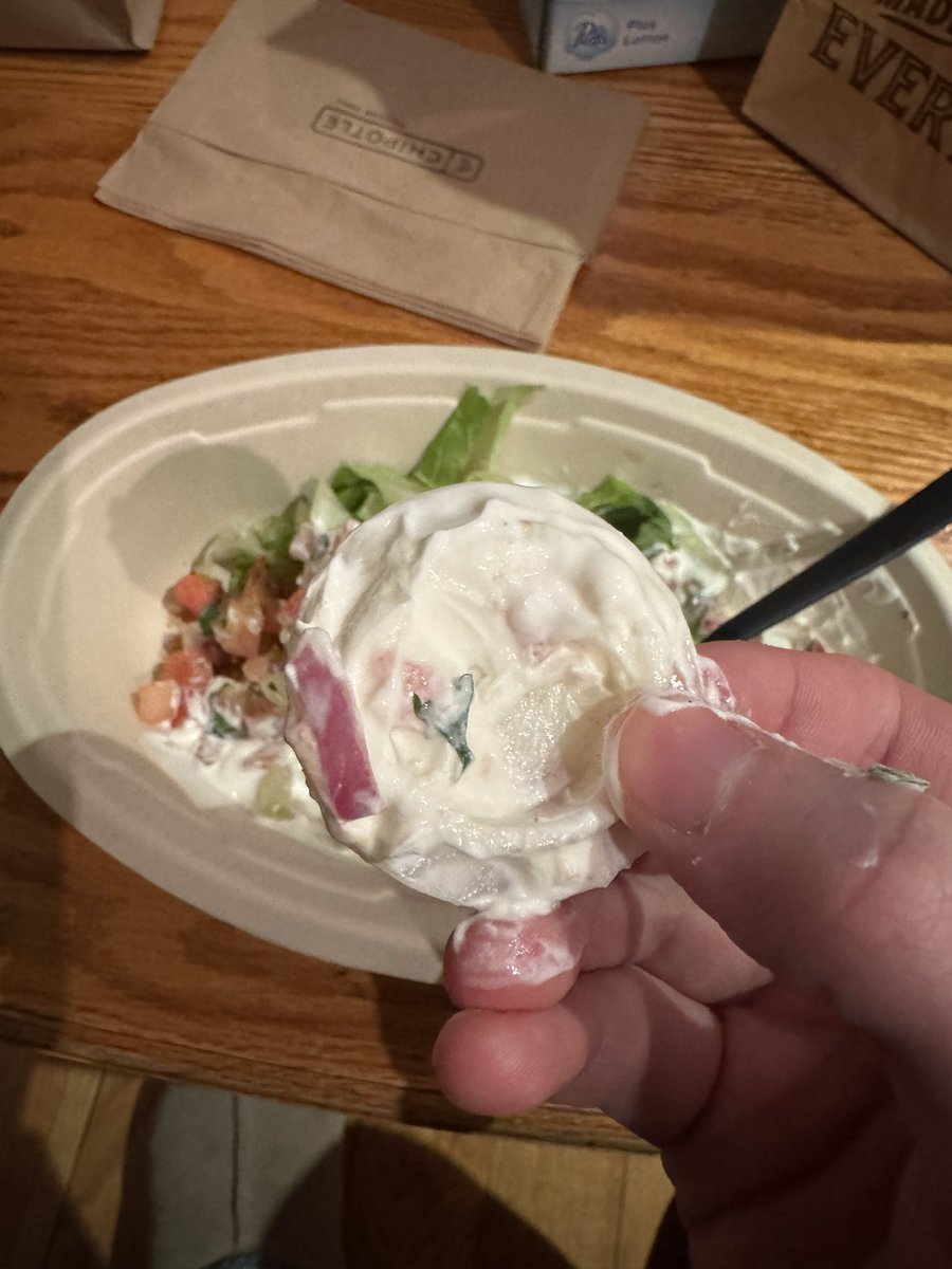 Mike6Hughes's tweet photo. @ChipotleTweets hey what’s the move when I get a fucking plastic item in my bowl. Proceed to call customer service and they give me 2 free entrees when I do not intend to eat at a chipotle again https://t.co/Podf6tptN0